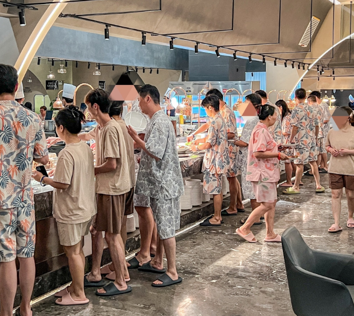 夜上海会所：男人的深夜避风港之所