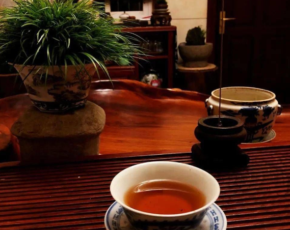 上海品茶，正在成为一种更安静的休闲选择